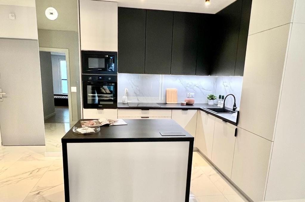 Apartamenty Przy Dmowskiego Nowe Poznań Extérieur photo